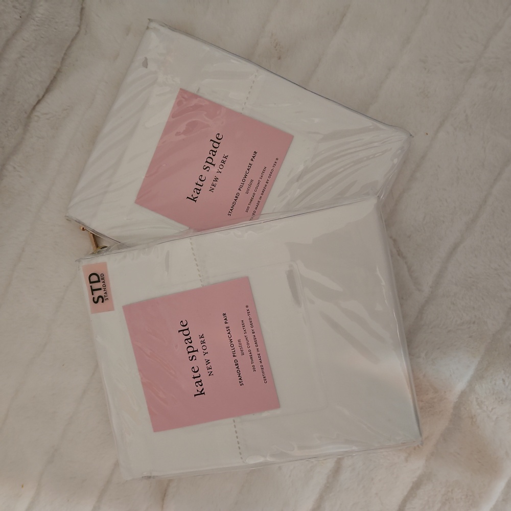 Weston Pillowcases (White) (2)